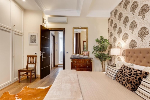 Piazza Di Spagna Fantastic Apartment image 19