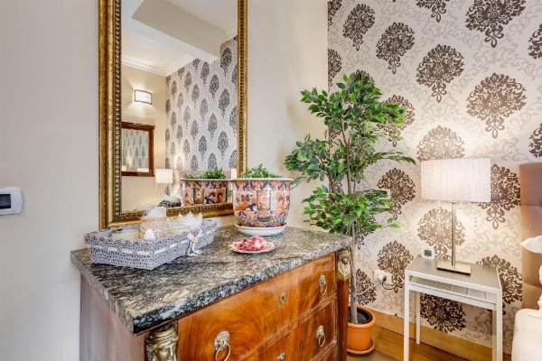 Piazza Di Spagna Fantastic Apartment image 22