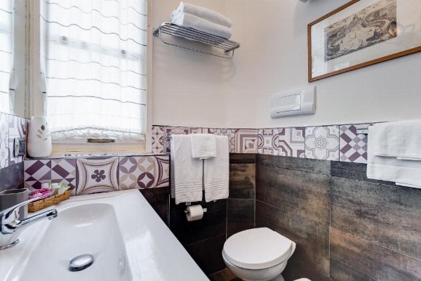 Piazza Di Spagna Fantastic Apartment image 30