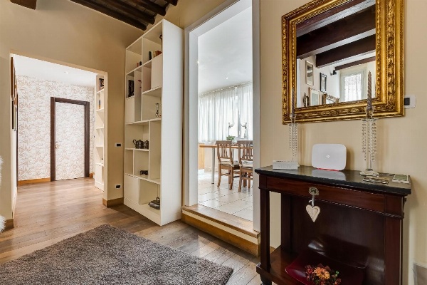 Piazza Di Spagna Fantastic Apartment image 6